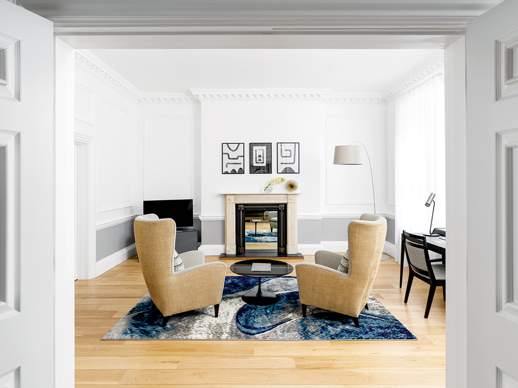  Choose COMO Metropolitan for a luxurious London summer